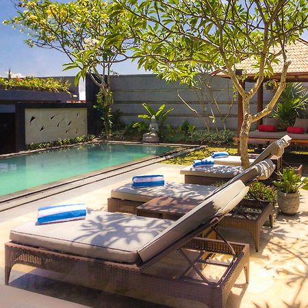 Villa Cascade Seminyak  Exterior photo