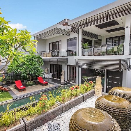 Villa Cascade Seminyak  Exterior photo