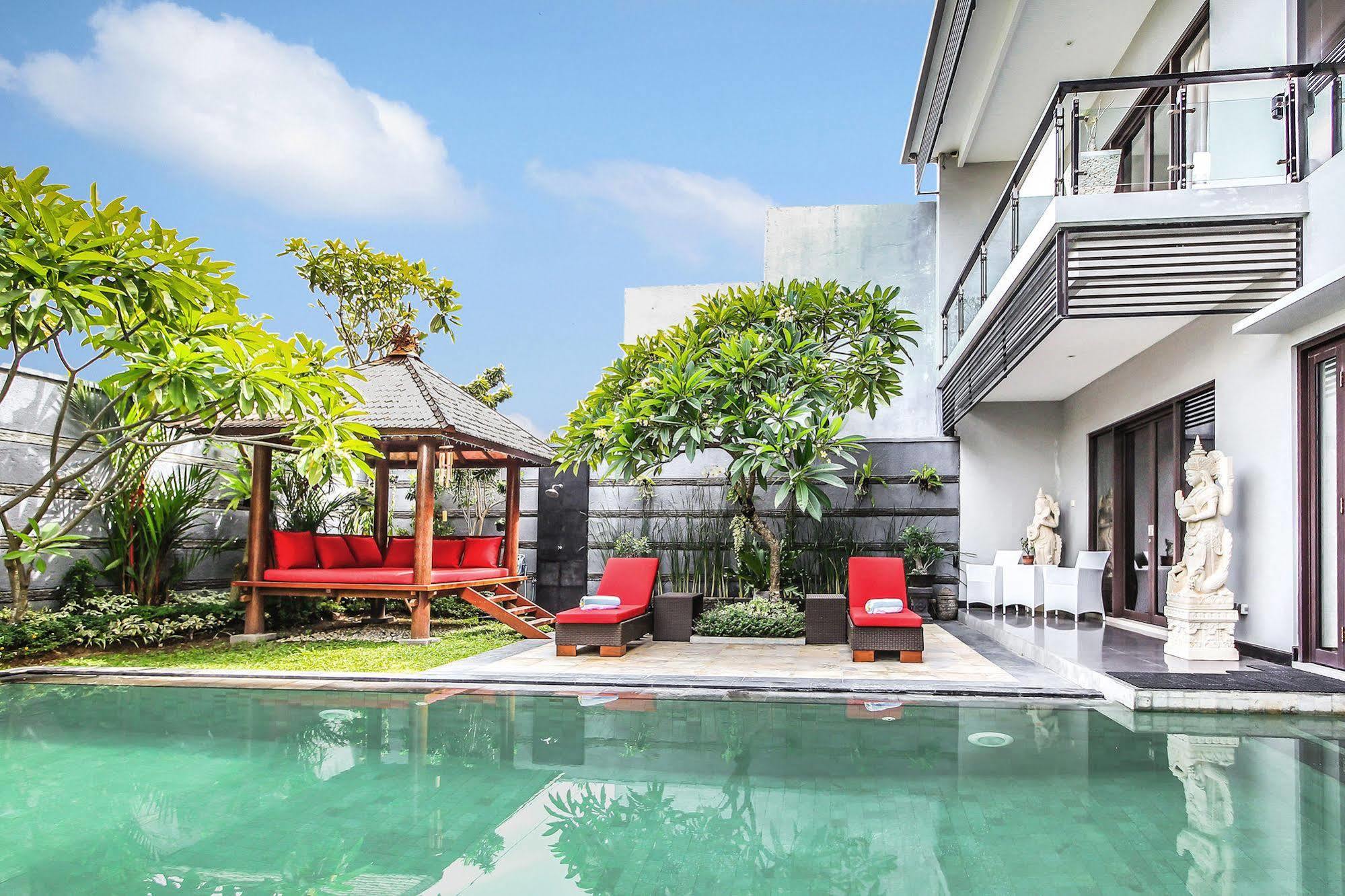 Villa Cascade Seminyak  Exterior photo
