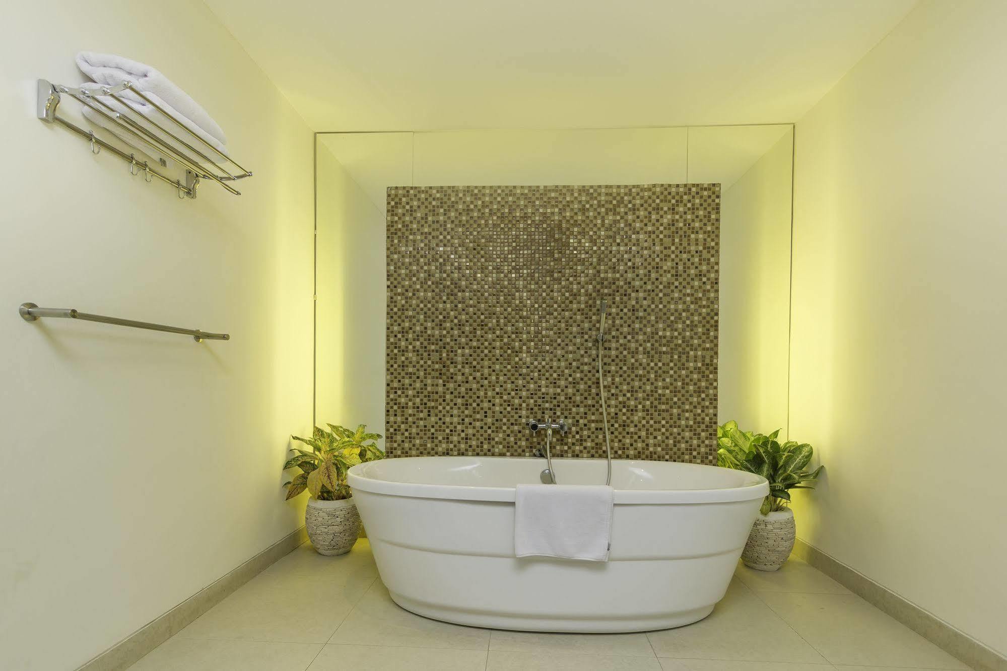 Villa Cascade Seminyak  Exterior photo