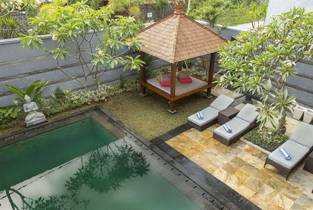 Villa Cascade Seminyak  Exterior photo